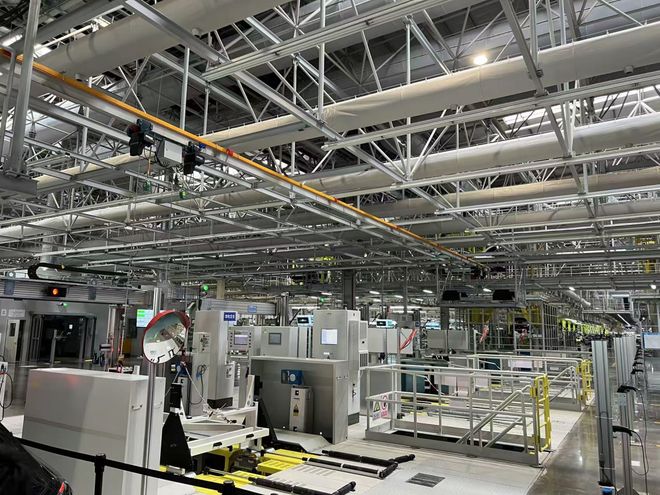 長安攜手華為、聯通打造數智工廠 每60秒一輛新車下線的制造新范式